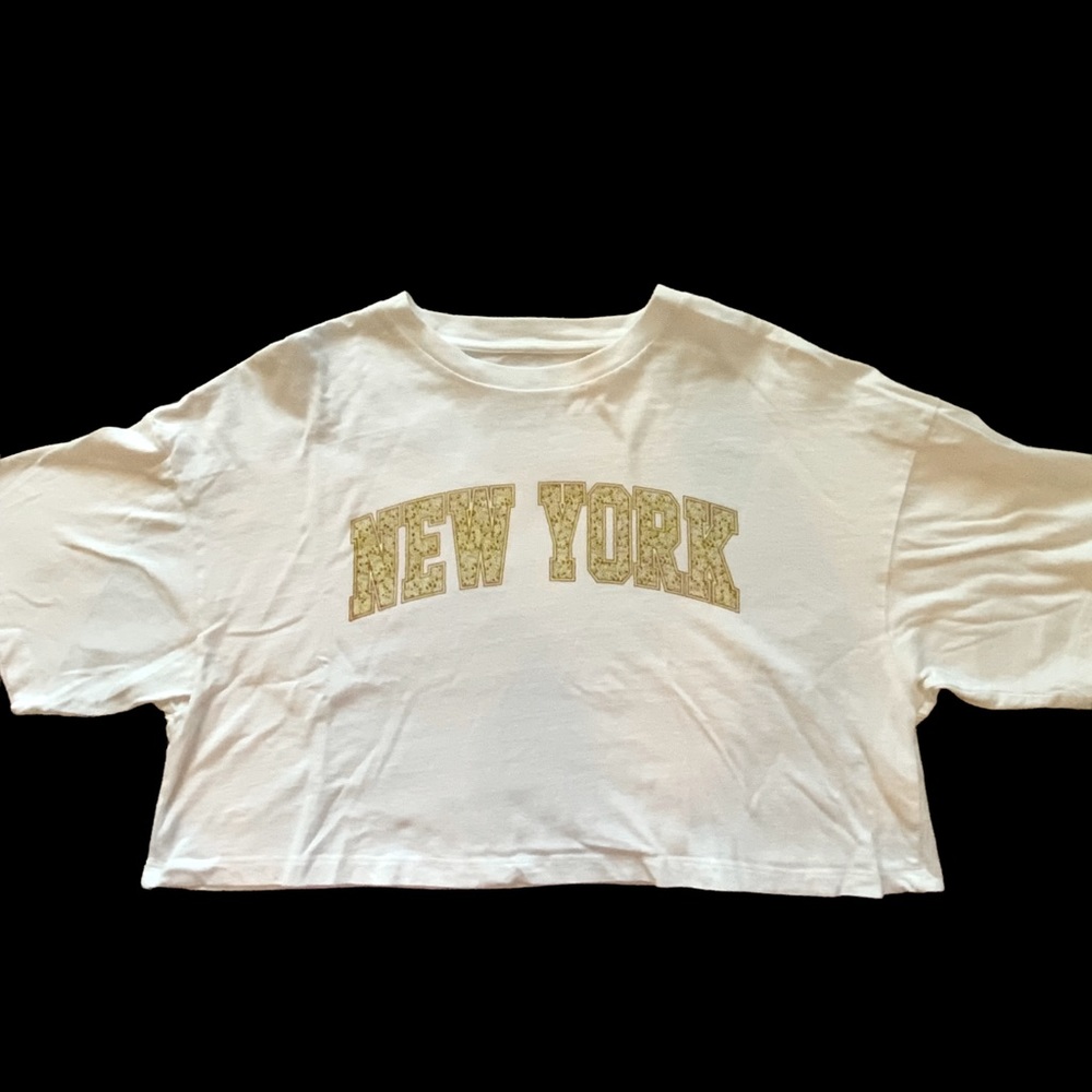 Cotton On Tee Top White With Letters Embroidered NEW YORK Long Sleeves Medium